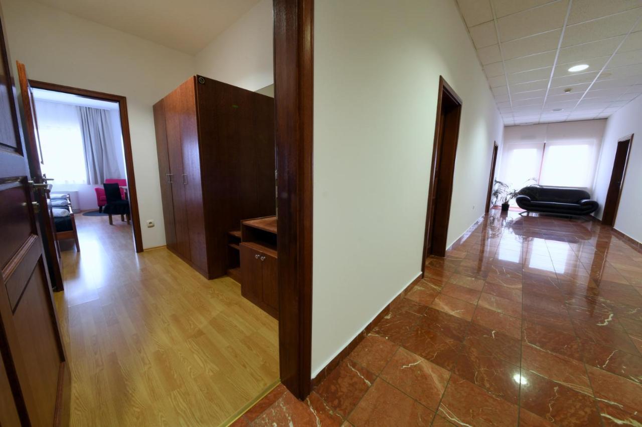 Apartments & Rooms Križevci Eksteriør bilde