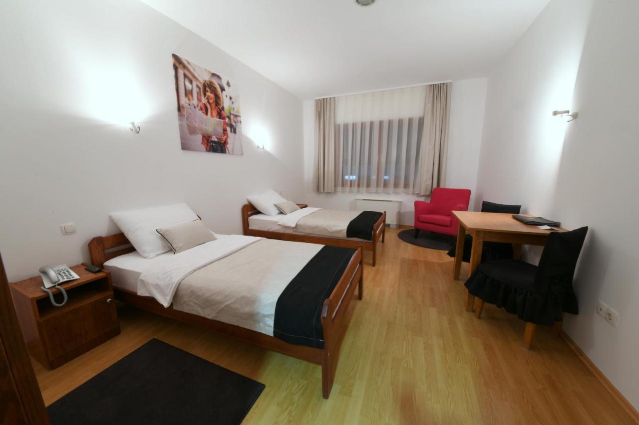 Apartments & Rooms Križevci Eksteriør bilde